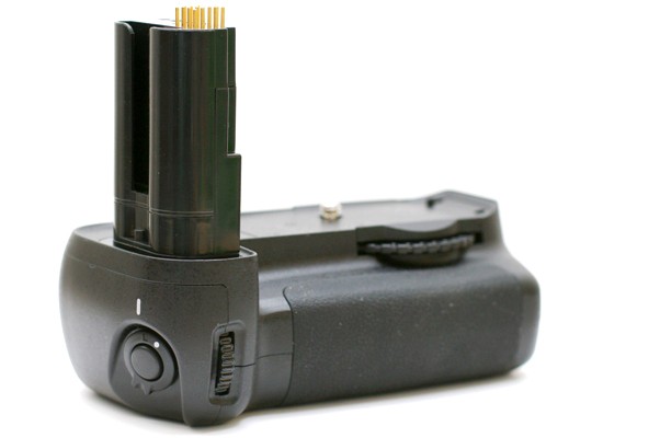 Батарейный блок ExtraDigital для Nikon D80/D90 (MB-D80)