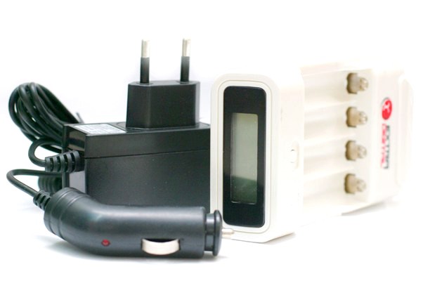 Зарядное устройство ExtraDigital Smart Super Rapid LCD