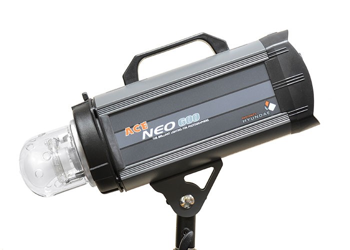 Hyundae Photonics Neo 600-e