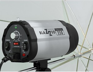 Blazzeo Swift 250Ws 