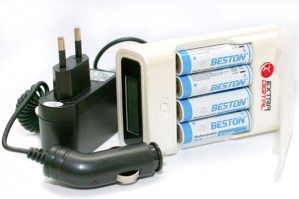 Зарядное устройство ExtraDigital Smart Super Rapid LCD + 4 AA 2700 mAh Beston
