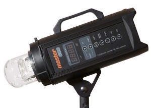 Вспышка студийная Hyundae Photonics Master 600
