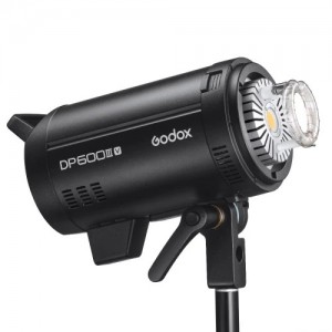 Студийная вспышка Godox DP600III-V