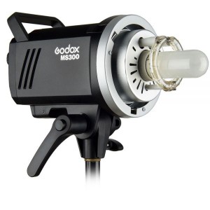 Студийная вспышка Godox MS200