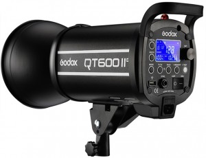 Студийная вспышка Godox QT-600 II M
